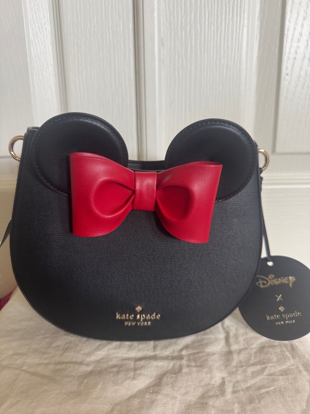 NWT. Kate Spade Black Crossbody with Red Bow Minnie Ears
